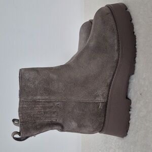 Vincent Camuto Women's Neframes Booties 6M NWOB